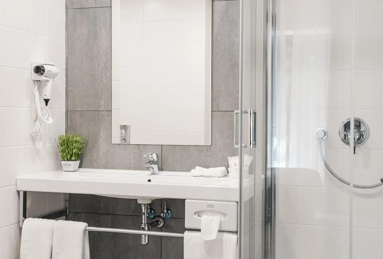 City Park Apart Hotel By Chm Kyiv 4*,