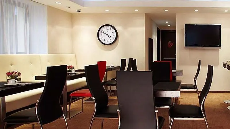 City Park Apart Hotel By Chm Kyiv 4*,