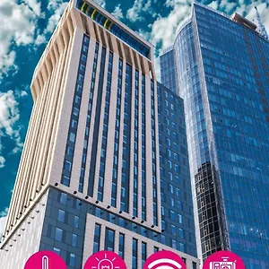 Sky Loft By Rixwell International **** קייב