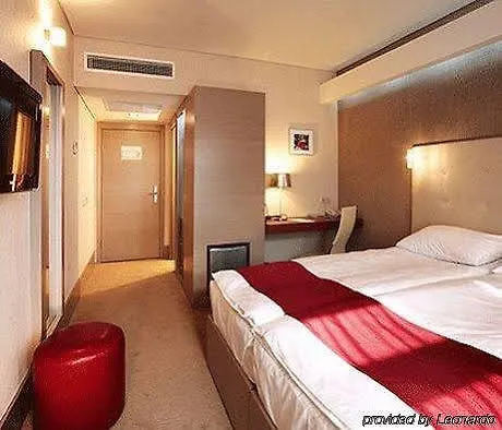 City Park Apart Hotel By Chm Kyiv Aparthotel